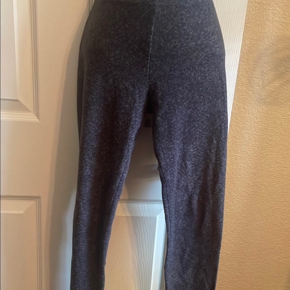 ClimateRight Smokey Gray Leggings - Picture 1 of 5